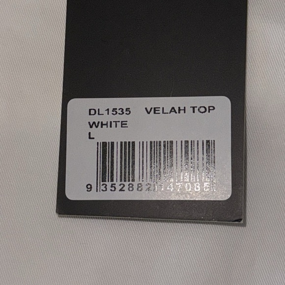 NWT By DYLN White Velah Crop Top - Picture 7 of 8